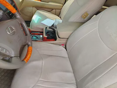 Lexus LS 430 1/2 Ultra 2006 American Specs V8-5