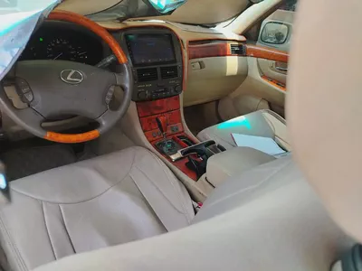 Lexus LS 430 1/2 Ultra 2006 American Specs V8-6