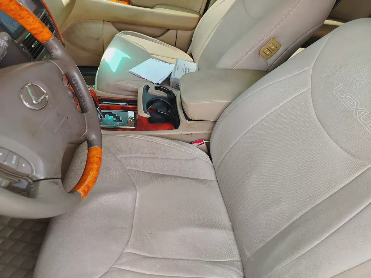 Lexus LS 430 1/2 Ultra 2006 American Specs V8-13-13