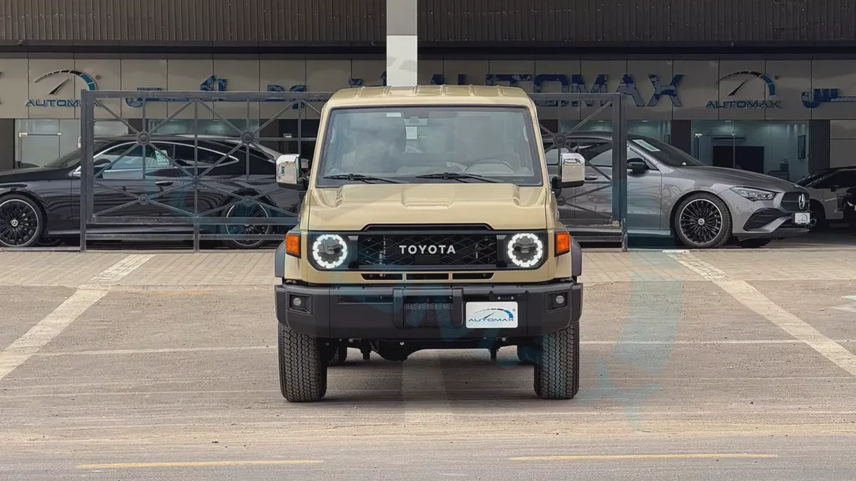 ( Only For Export ) 2025/2025 Toyota Land Cruiser 70 LX 4.0L V6 4X4 GCC BRAND NEW-2-2