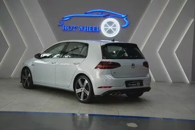 2018 - VOLKSWAGEN GOLF R - V4 for 77,000.00 AED-4