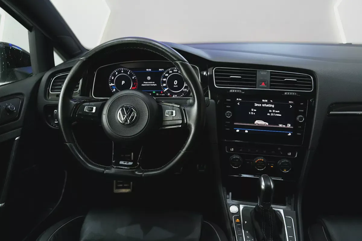 2018 - VOLKSWAGEN GOLF R - V4 for 77,000.00 AED-14-14