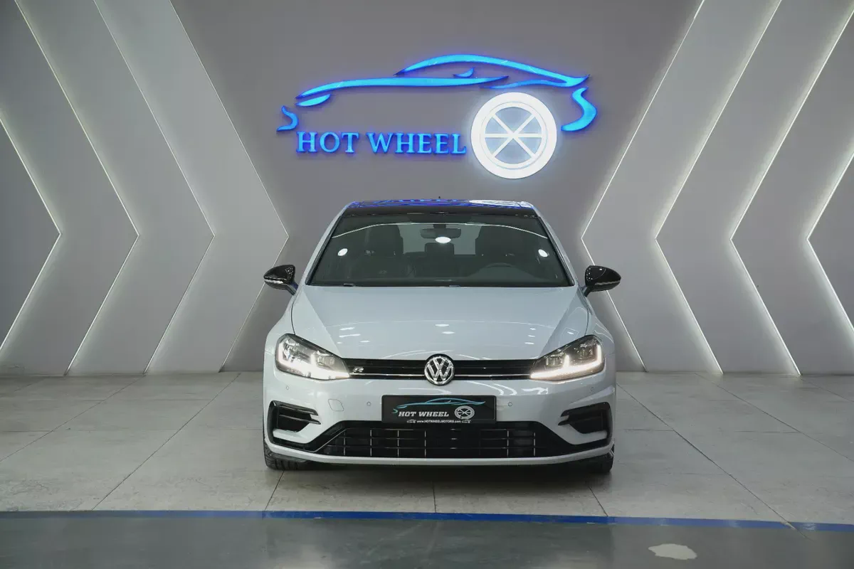 2018 - VOLKSWAGEN GOLF R - V4 for 77,000.00 AED-2-2