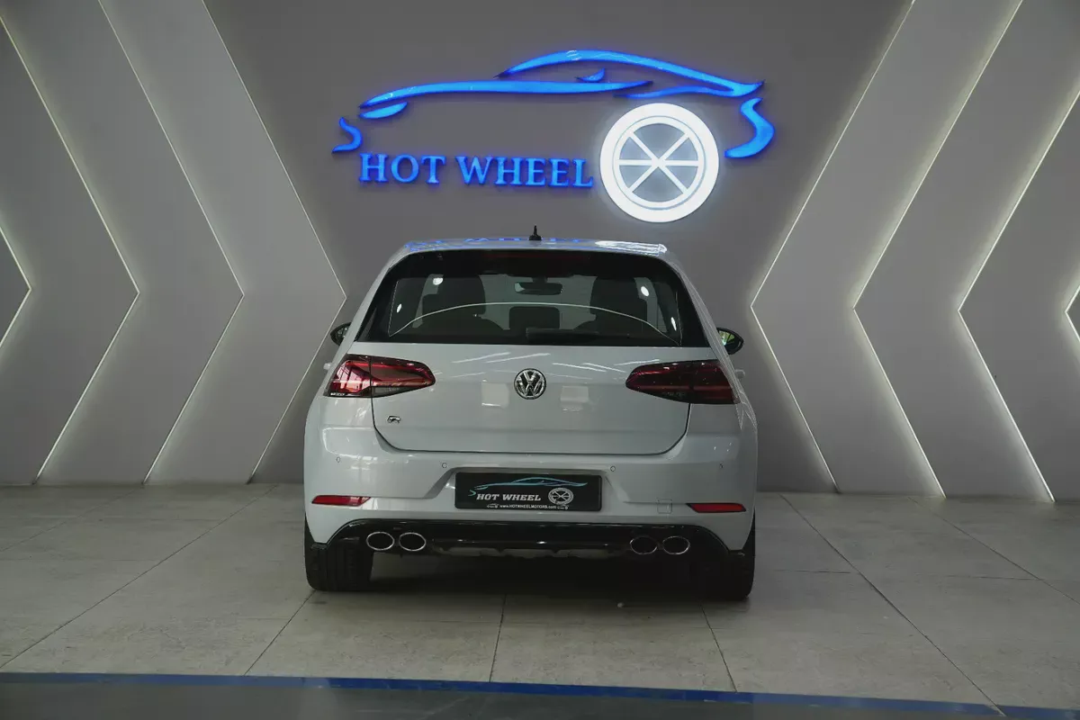 2018 - VOLKSWAGEN GOLF R - V4 for 77,000.00 AED-3-3