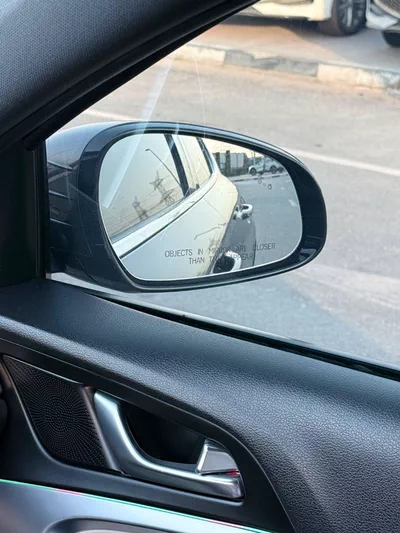 Genesis G70 PREMIUM 2022-19