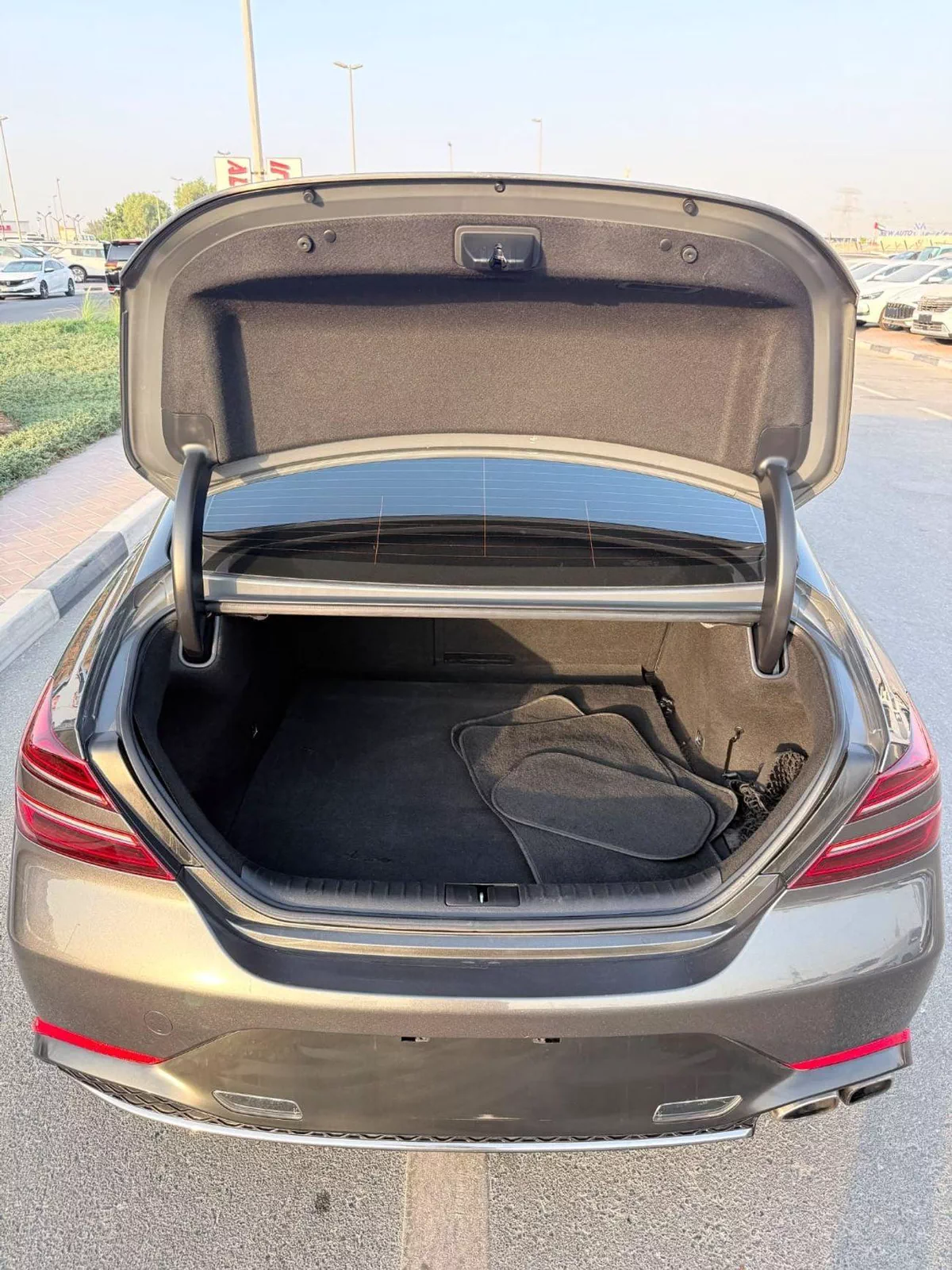 Genesis G70 PREMIUM 2022-22-0