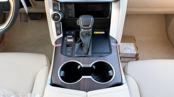 Toyota Land Cruiser Toyota Land Cruiser GXR - 3.5L TT - Fully Loaded - 2026