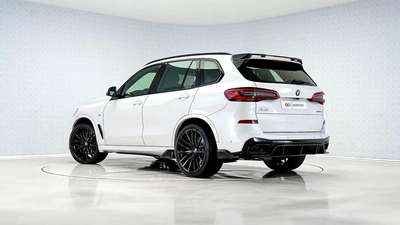 UAEs Very Best Example | 2 Years Free Servicing | AED 2,784 Per Month-5