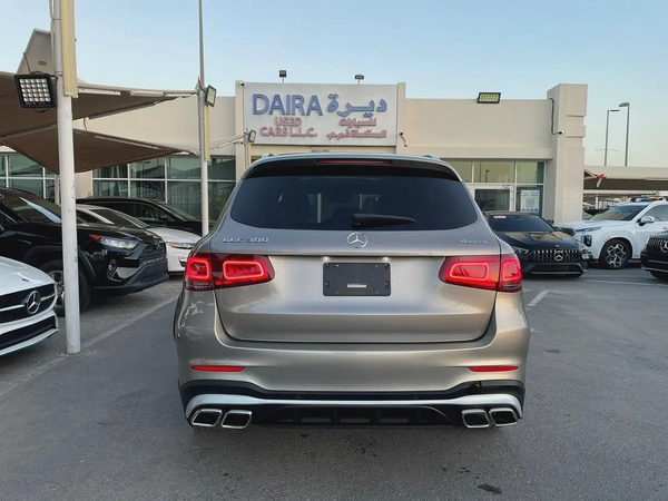 Offer for Mercedes GLC 300 2020 a new car original pen