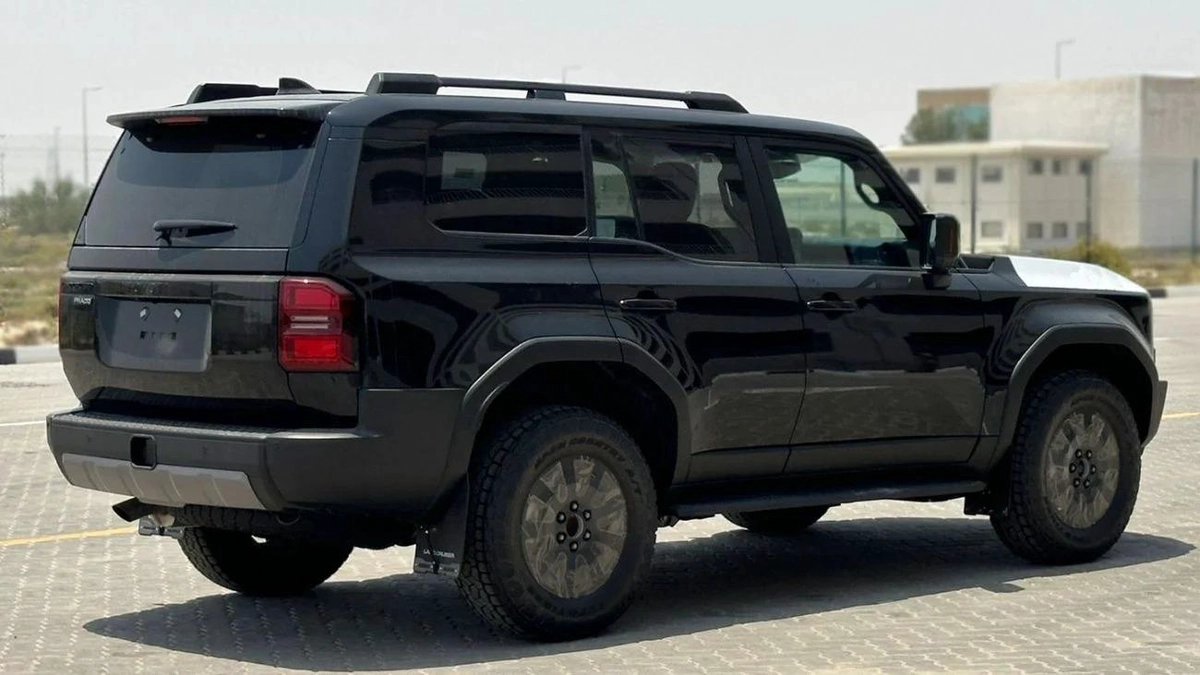 Toyota Prado || 2.4L V4 Petrol || Adventure High Option || 360* Camera || Only for Africa Special P-19-19