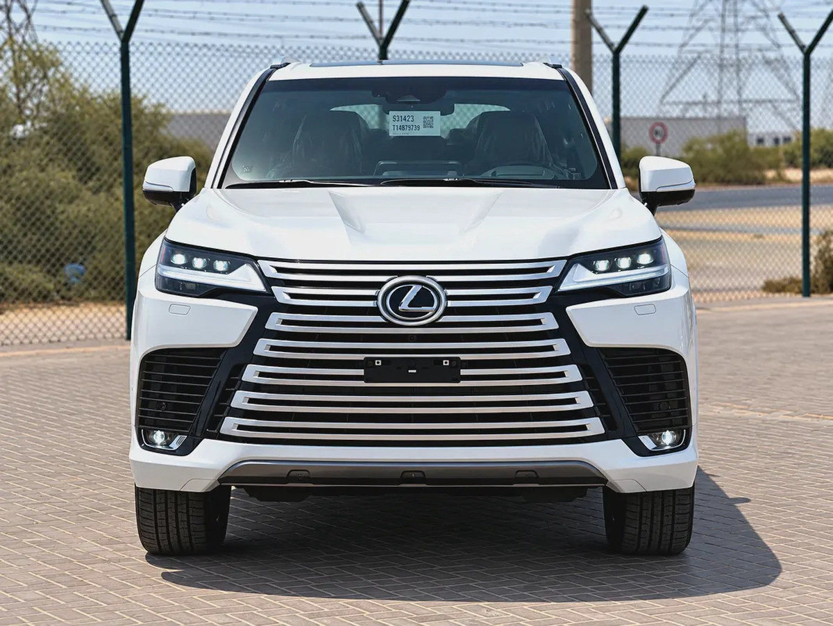 2026 Lexus LX 700h Signature GCC Specs - Brand New Hybrid Luxury SUVخ