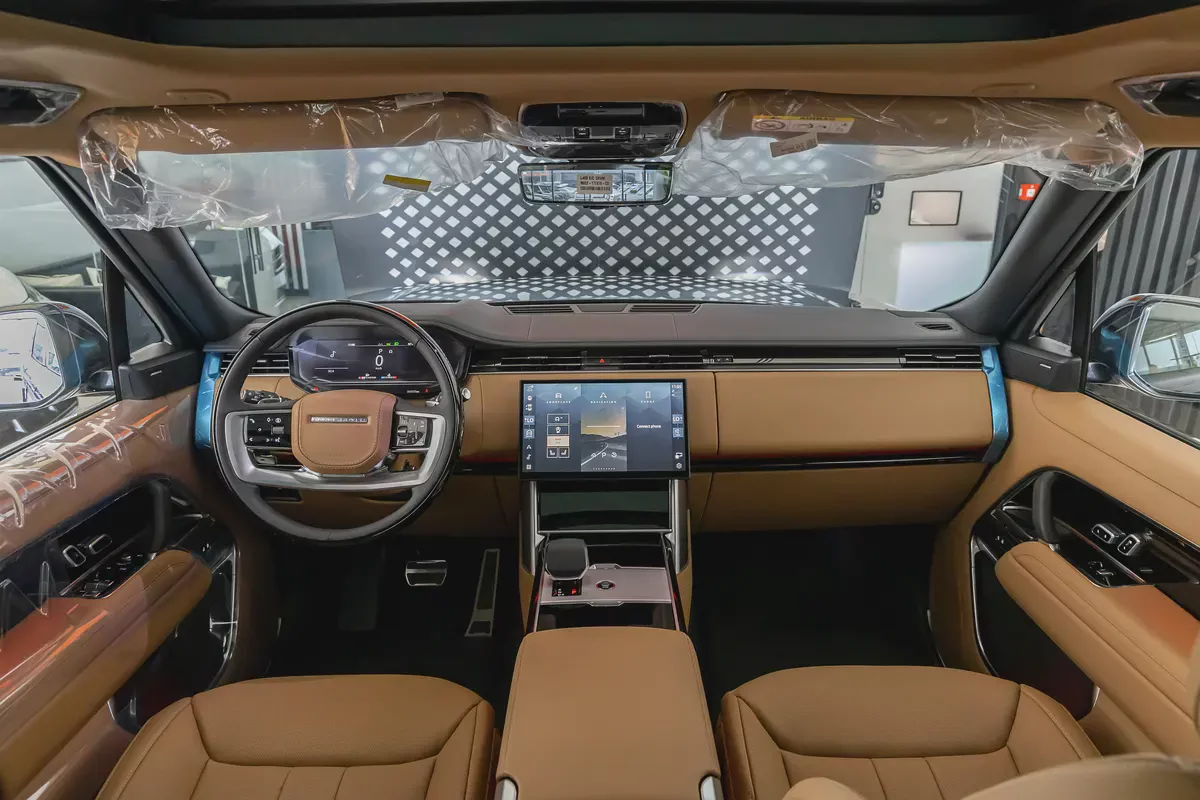 Range Rover | Vogue SE | GCC | AWD | Fully Loaded (Export)-9-9