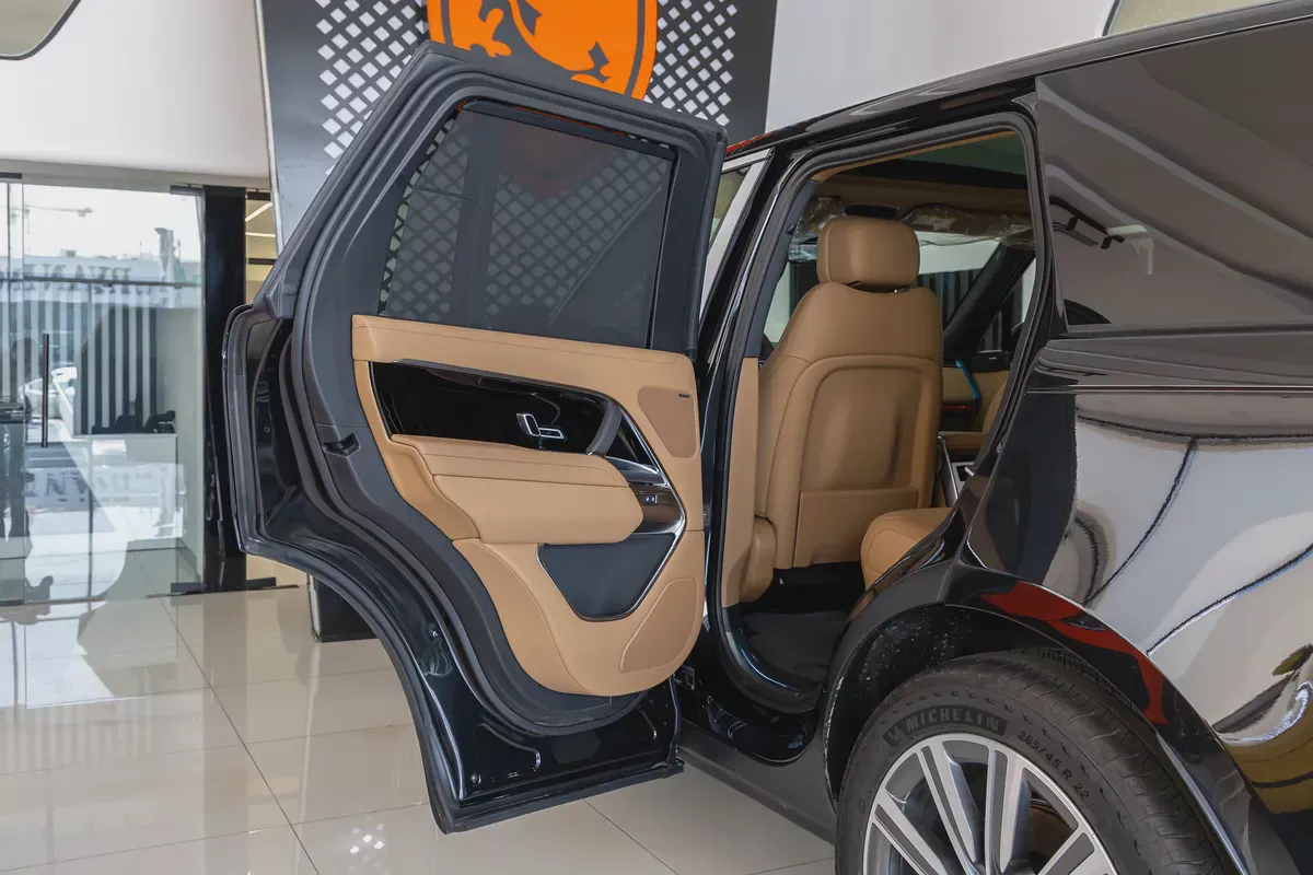 Range Rover | Vogue SE | GCC | AWD | Fully Loaded (Export)-15-15