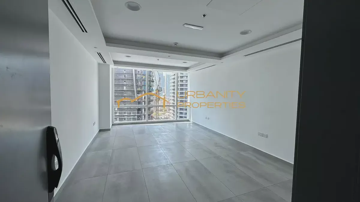 Office Space to Rent in Tamani Arts, Business Bay | 314 sq. ft | Unfurnished | 1 Parking | AED 60,000-4-4