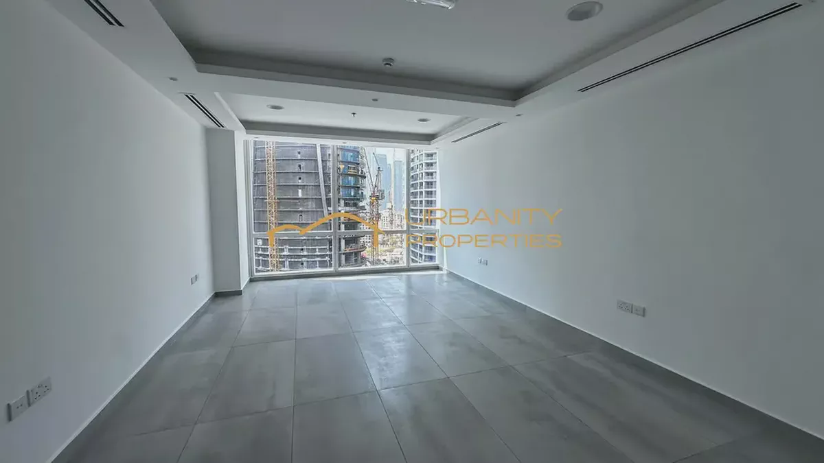 Office Space to Rent in Tamani Arts, Business Bay | 314 sq. ft | Unfurnished | 1 Parking | AED 60,000