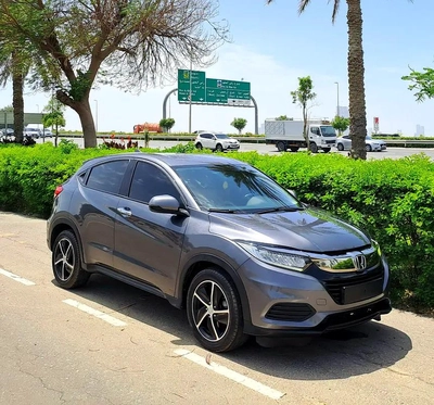 689-MONTHLY | HONDA HR-V 1.8L | GCC SPECS | SUV | CRUISE | CAMERA | ACCIDENT FFREE-12