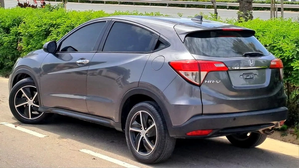689-MONTHLY | HONDA HR-V 1.8L | GCC SPECS | SUV | CRUISE | CAMERA | ACCIDENT FFREE