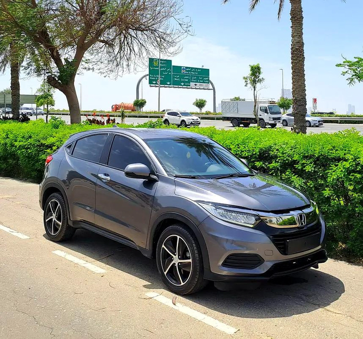 689-MONTHLY | HONDA HR-V 1.8L | GCC SPECS | SUV | CRUISE | CAMERA | ACCIDENT FFREE-12-12
