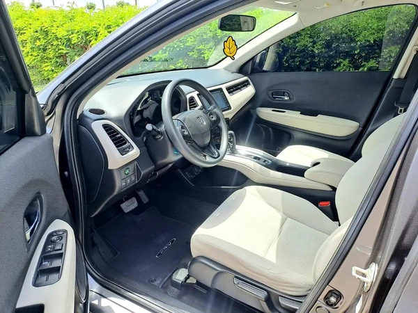 689-MONTHLY | HONDA HR-V 1.8L | GCC SPECS | SUV | CRUISE | CAMERA | ACCIDENT FFREE