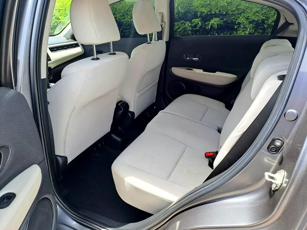 689-MONTHLY | HONDA HR-V 1.8L | GCC SPECS | SUV | CRUISE | CAMERA | ACCIDENT FFREE