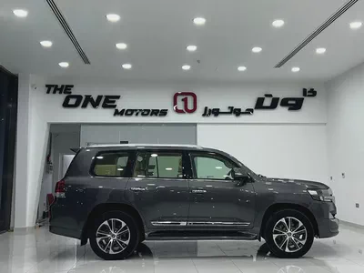 Pristine 2020 Toyota Land Cruiser GXR Grand Touring - GCC Specs-3