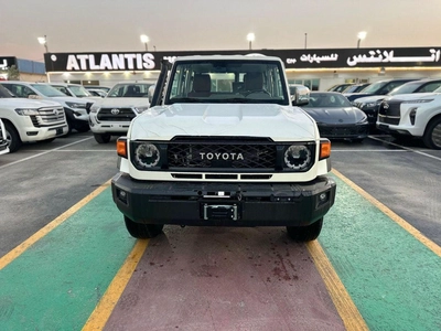 Toyota Land Cruiser 70 LC76 LX LX 2.8L  LX 2.8L-1