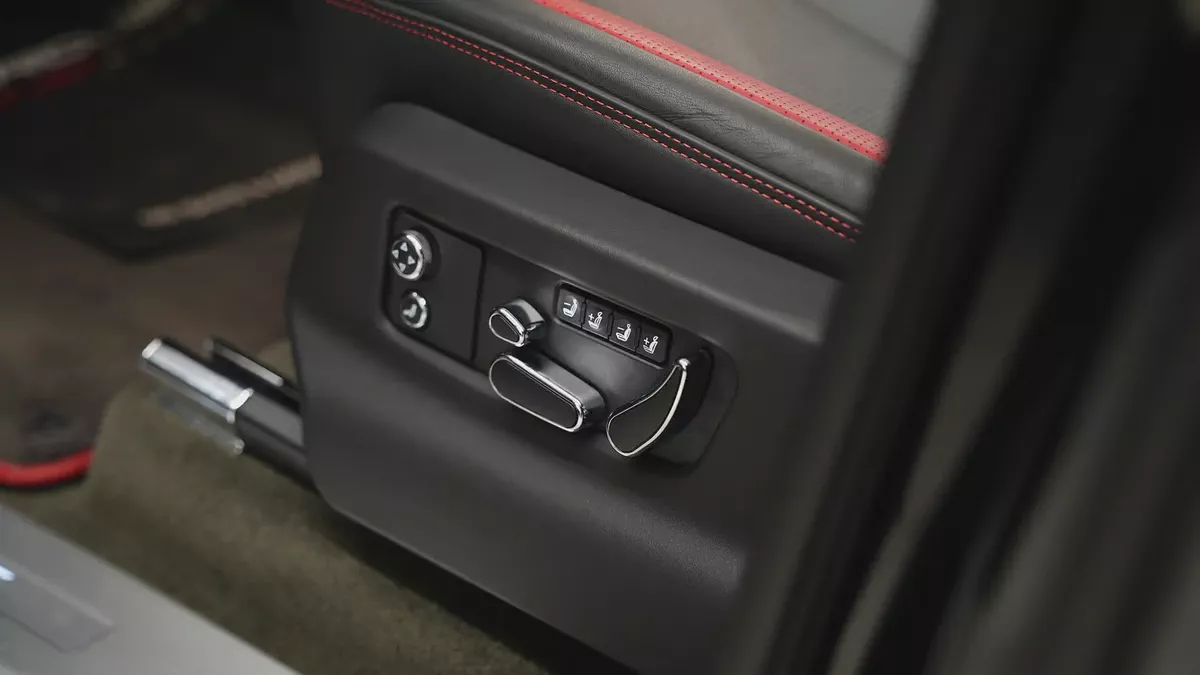 2022 BENTLEY BENTAYGA-9-9