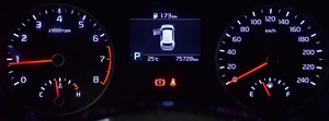KIA Sportage ( 2021 Model ) in Red Color GCC Specs