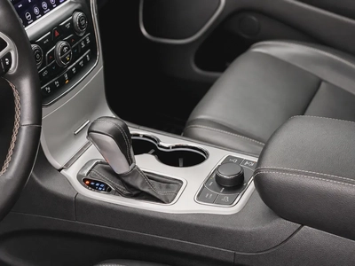 AED 1,338 | Jeep Grand Cherokee Summit | 5.7L HEMI V8 2018 | GCC Specs |-13