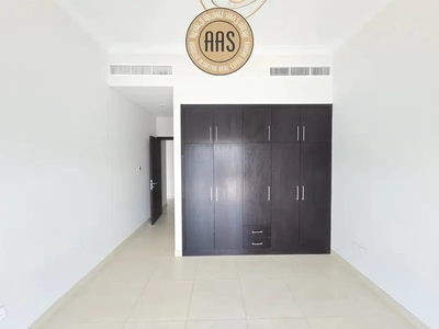 Huge 3bhk villa with maid room 5bathrooms in 265k balcony wardrobes 1parking free-6