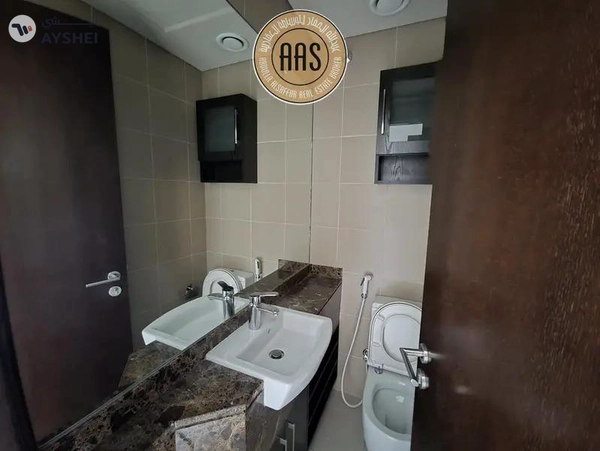 Huge 3bhk villa with maid room 5bathrooms in 265k balcony wardrobes 1parking free