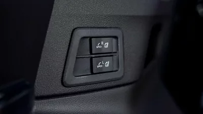 Toyota Land Cruiser VXR 3.5L-23