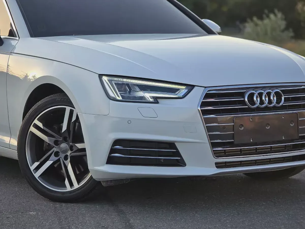 Audi A4 2019 - Korean Specs - Excellent Condition - Full opition - Low mileage-3-3