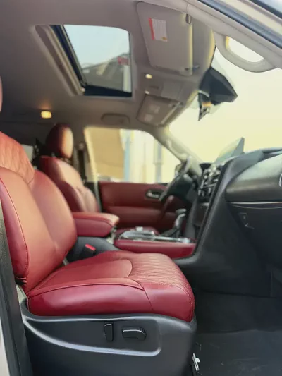 نيسان باترول بلاتينوم فل اوبشنNissan Patrol 2022 LE Platinum | GCC Specs | Pristine Condition-13