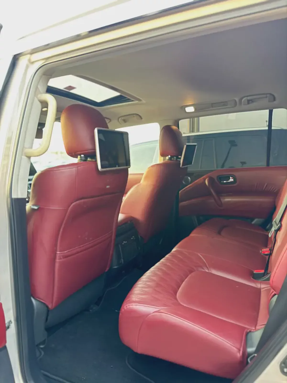 نيسان باترول بلاتينوم فل اوبشنNissan Patrol 2022 LE Platinum | GCC Specs | Pristine Condition-14-14