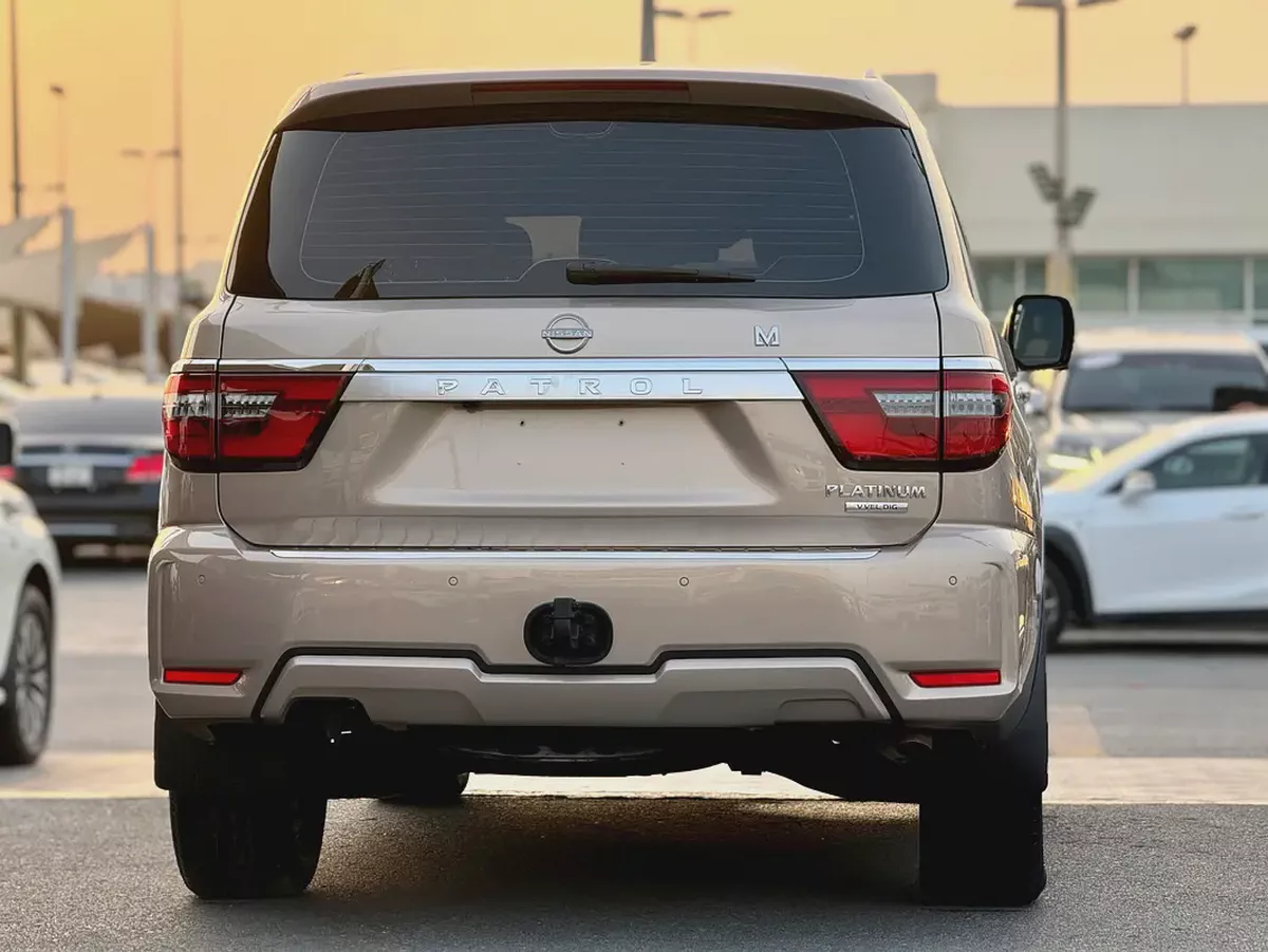 نيسان باترول بلاتينوم فل اوبشنNissan Patrol 2022 LE Platinum | GCC Specs | Pristine Condition-6-6