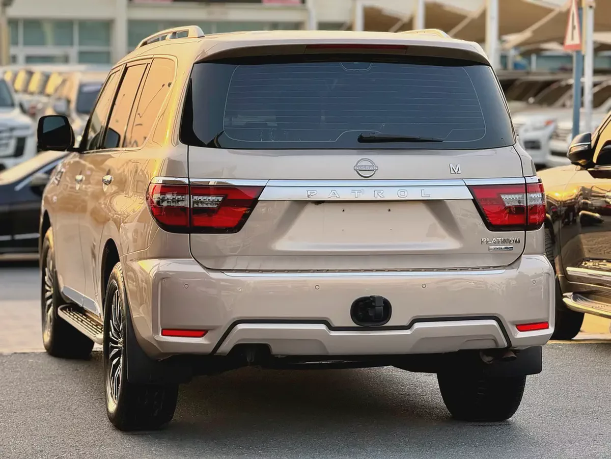نيسان باترول بلاتينوم فل اوبشنNissan Patrol 2022 LE Platinum | GCC Specs | Pristine Condition-7-7