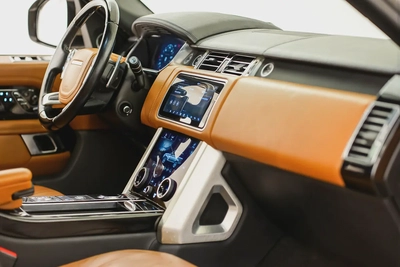 AED 2134 PM | RANGE ROVER AUTOBIOGRAPHY 2018 | FULL AGENCY HISTORY | 1 YEAR WARRANTY | GCC-15