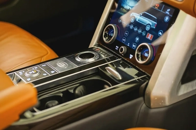 AED 2134 PM | RANGE ROVER AUTOBIOGRAPHY 2018 | FULL AGENCY HISTORY | 1 YEAR WARRANTY | GCC-16