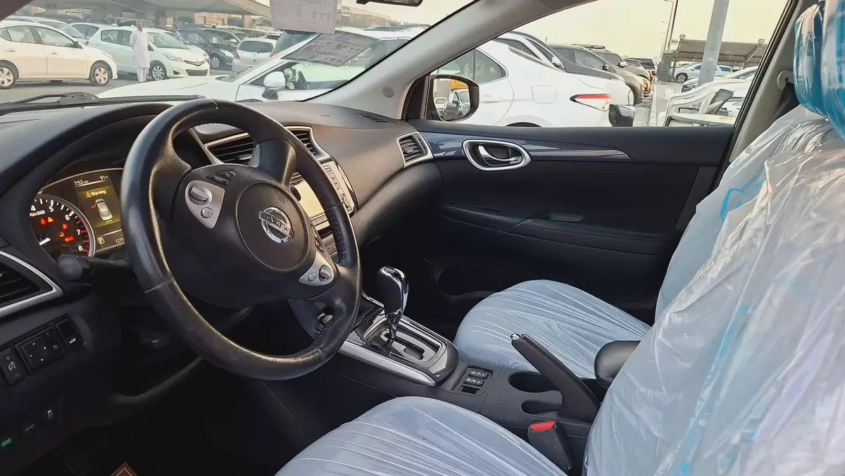 Nissan Sentra SR 2017 American Specs-16-16