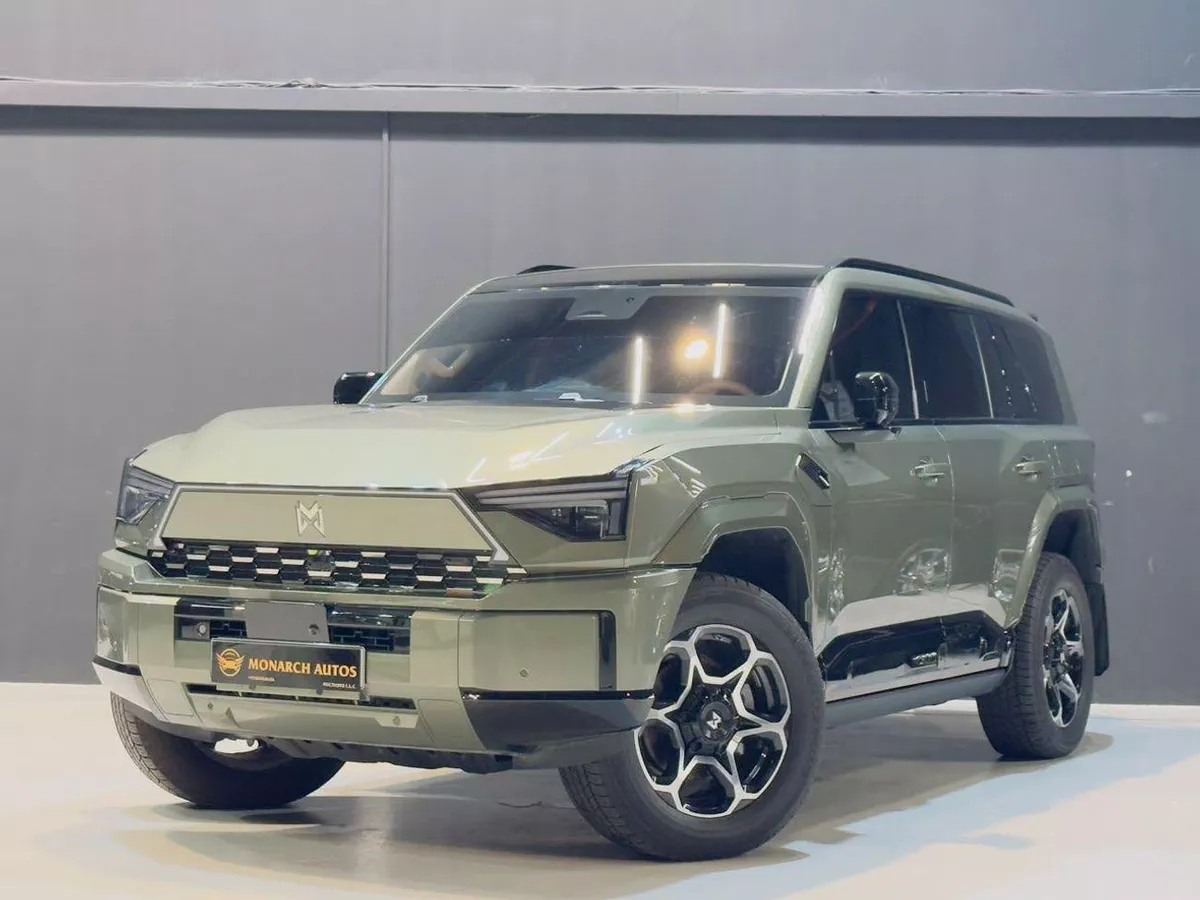 MHero 1 REV  SPECIAL EDITION | 18,000 KM | Under Warranty | Plug-in Hybrid-8-0