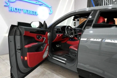 Lamborghini Urus S 2023 - 4.0L V8 Twin-Turbo - Pristine Condition-2