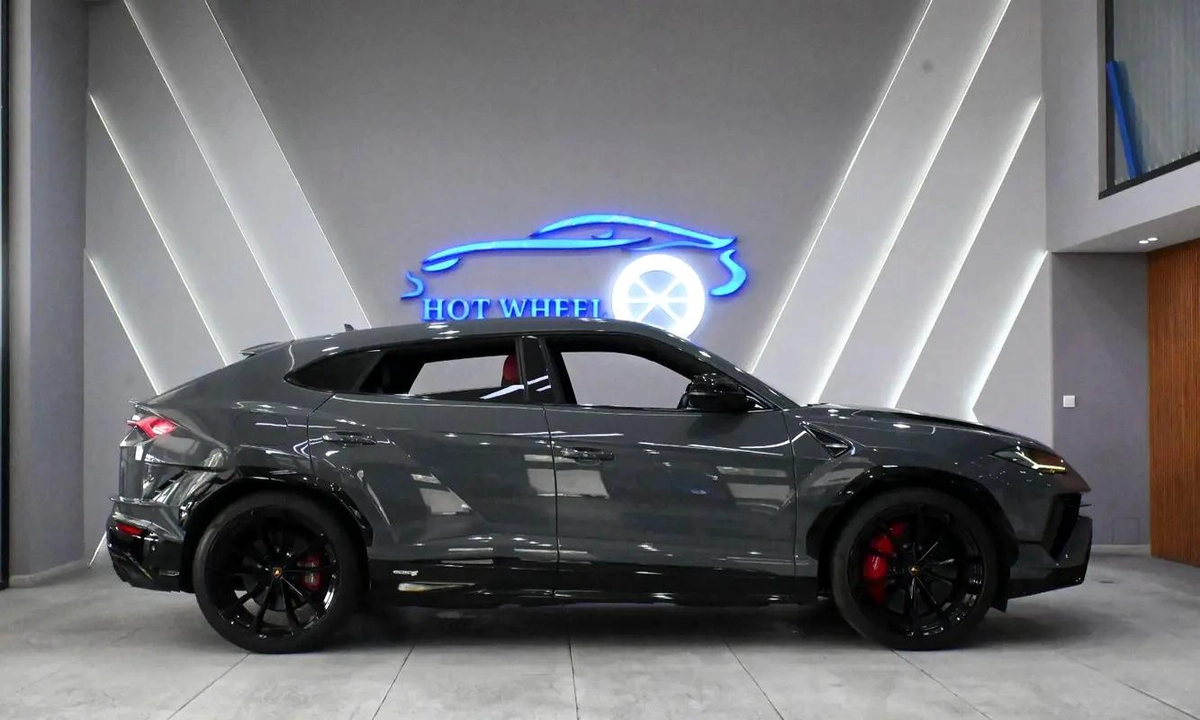 Lamborghini Urus S 2023 - 4.0L V8 Twin-Turbo - Pristine Condition-13-13