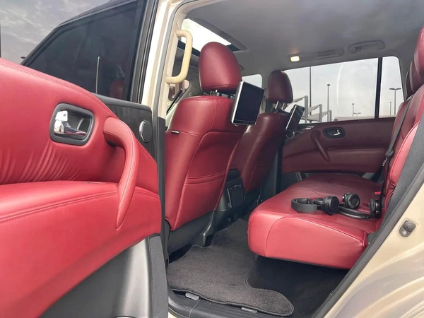 Nissan Patrol LE Titanium 2022 - GCC Specs - Excellent Condition