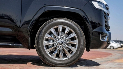 Toyota Land Cruiser VXR 3.5L-9