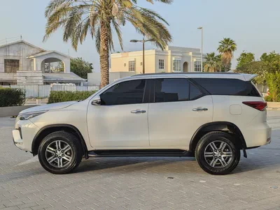 2023 Toyota Fortuner EXR - V4 2.7L 4X4 - Original Paint - GCC Specs - Like New!-16