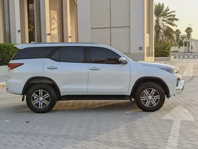 2023 Toyota Fortuner EXR - V4 2.7L 4X4 - Original Paint - GCC Specs - Like New!-17
