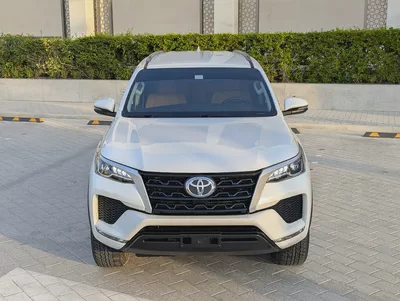 2023 Toyota Fortuner EXR - V4 2.7L 4X4 - Original Paint - GCC Specs - Like New!-19