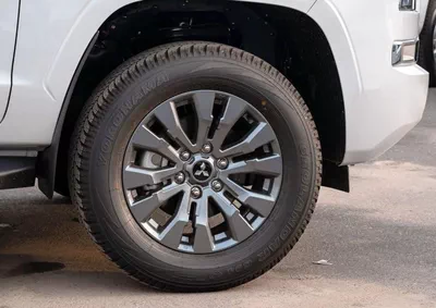 Mitsubishi L200 GL Mitsubishi L200 Sportero 2.4L Diesel MY2026-7