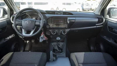 Toyota Hilux GL HILUX 2.4L MED OPTION-10